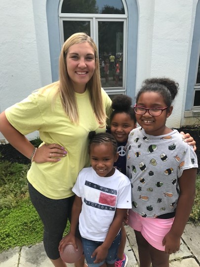 Lydia and kids at Summer Program for Youth Lydia and kids at Summer Program for Youth